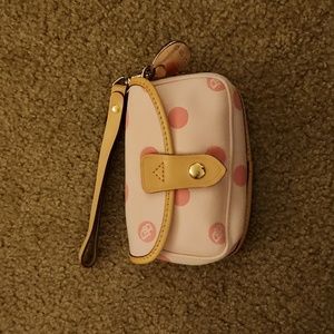 Pink Dooney & Bourke Wristlet 🩷